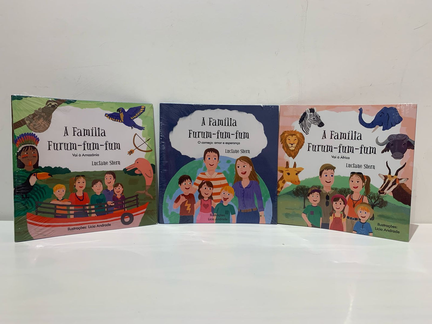 Kit com 3 Livros: A Família Furum-fum-fum
