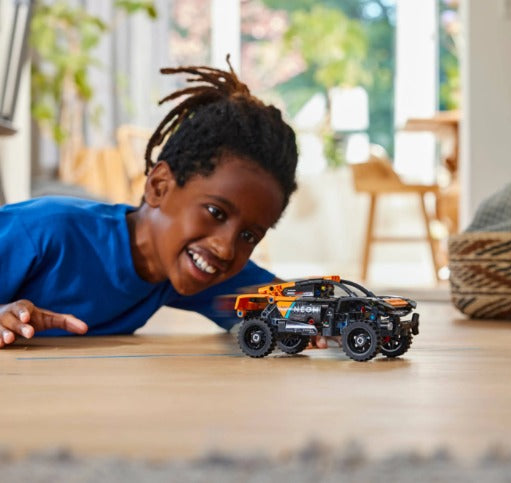 Lego - Carro de Corrida NEOM McLaren Extreme E