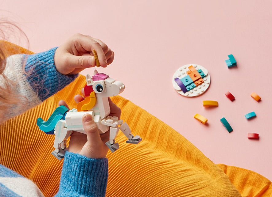 LEGO - Unicórnio Mágico - Creator 3 em 1