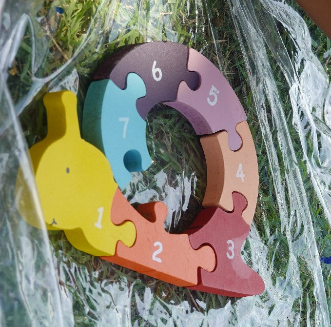 Caracol de Madeira em Quebra-Cabeça com Números