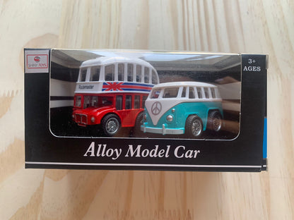 Conjunto de 2 Carrinhos de Fricção em Metal - Ônibus Turismo e Kombi