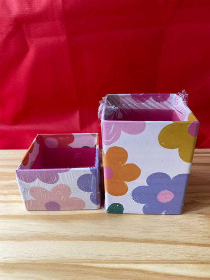 Kit Papelaria Cachorrinho Jardim Caderninho  com Porta Lápis e Porta Clips