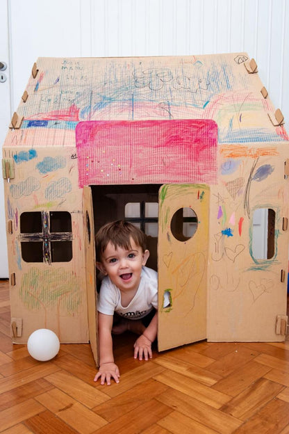 Casa Pequena de Papelão - para Montar, Pintar e Brincar